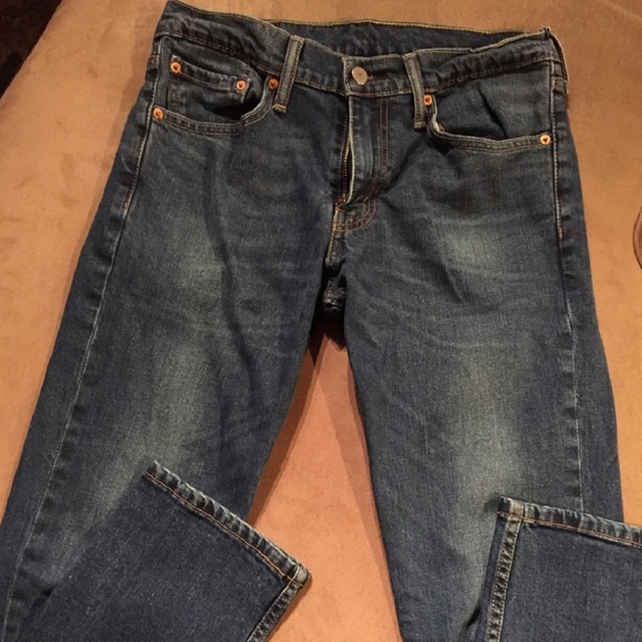 Levis jeans  30/32 - Picture 2 of 4